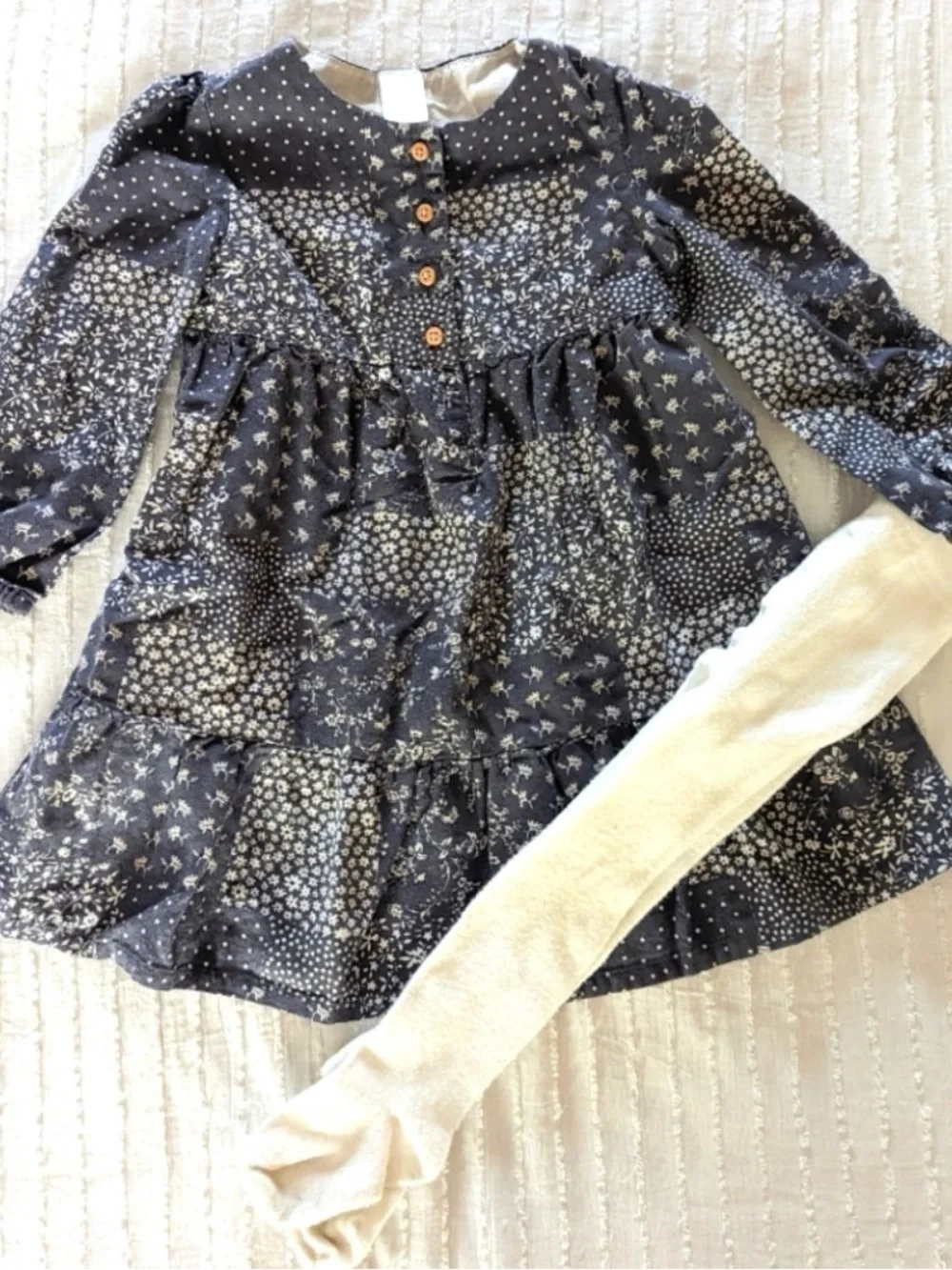 NWOT OshKosh Patchwork Navy Blue and White Floral Dress Buttons